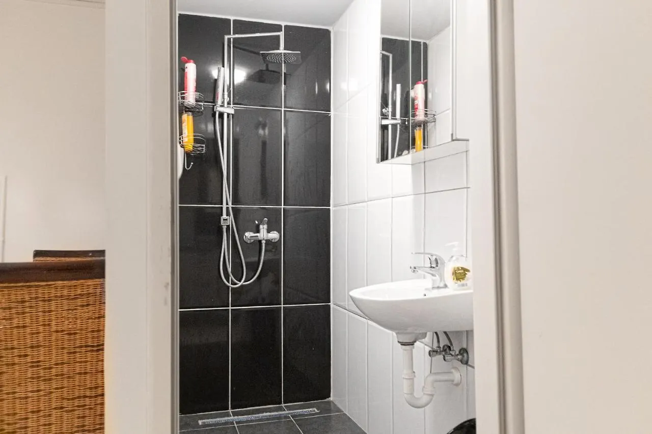 Fullfilling 3Br Shared Apartment With Pleasing Patio Vienna Austria