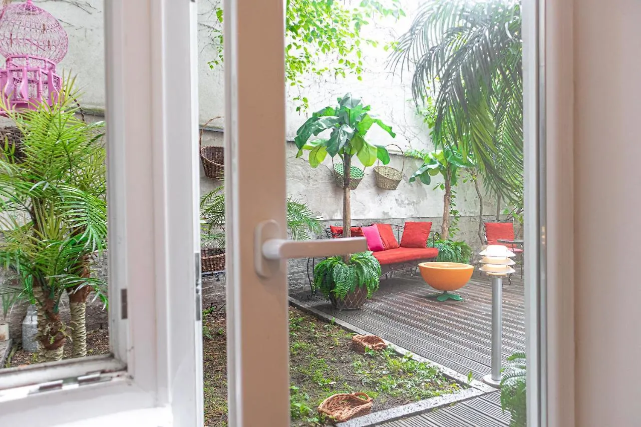 Fullfilling 3Br Shared Apartment With Pleasing Patio Vienna 0*,  Austria